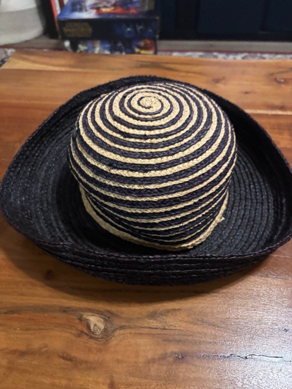 Kate Lord Ladies S/M Woven Straw Sun Golf Hat Black and Cream